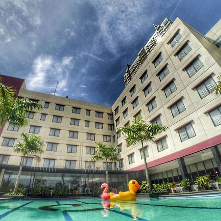 Asialink Premier Karawang Exterior foto